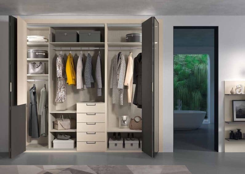 Armario con puertas plegables S67