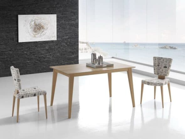 Mesa de comedor modelo Nordic tapa de madera Roble