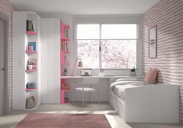 Dormitorio infantil colores rosa y blanco.